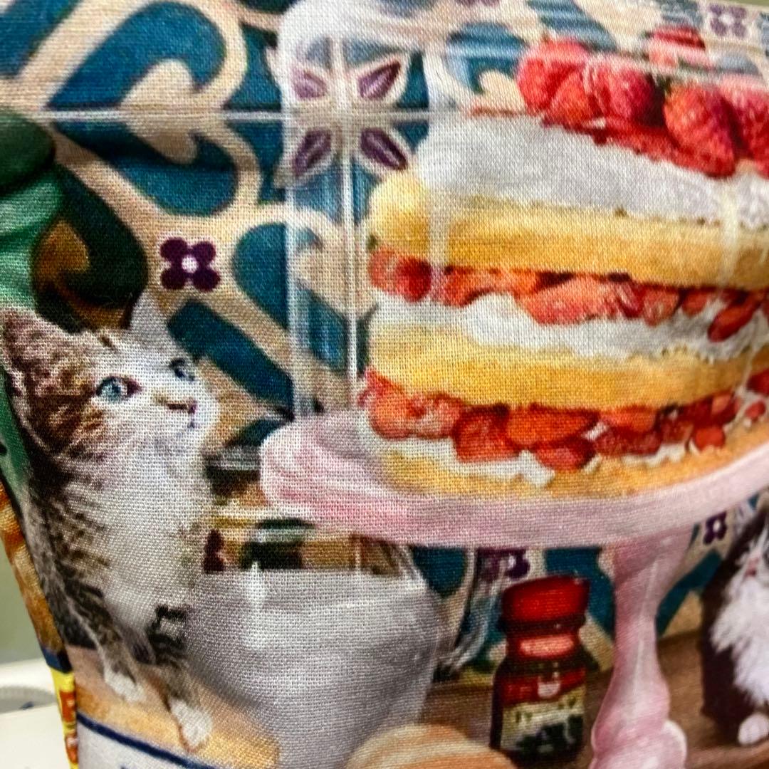 アメリカンなねこちゃんの大きめポーチ　　　☆ハンドメイド品☆