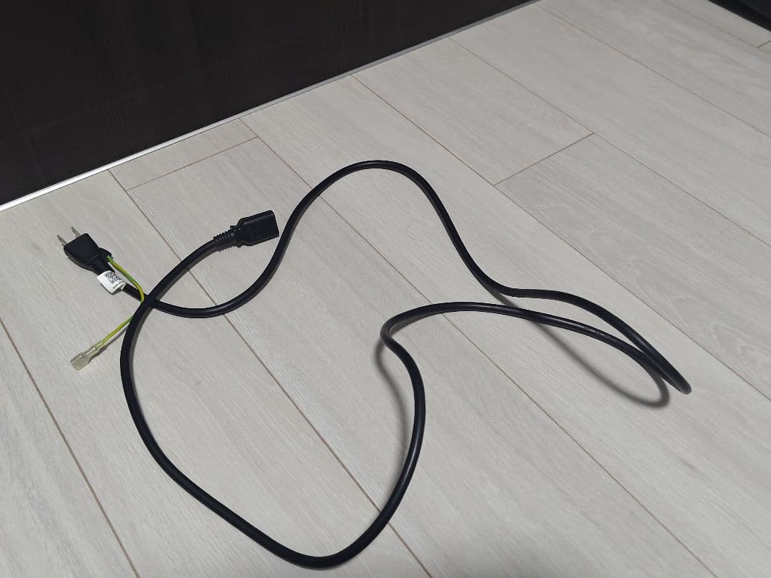 黒猫 ROG XG Mobile GC31 RTX3080 端子の爪正常