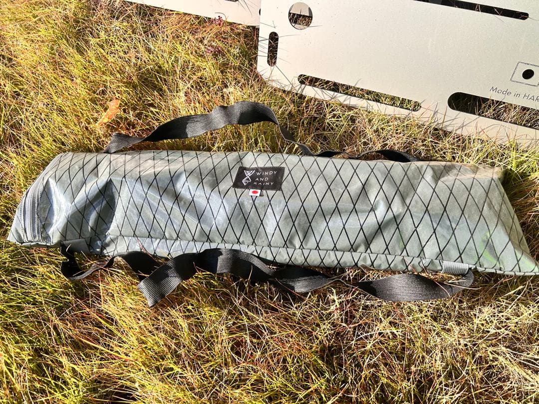 WINDY AND RAINY アウトドアテーブル bouble table