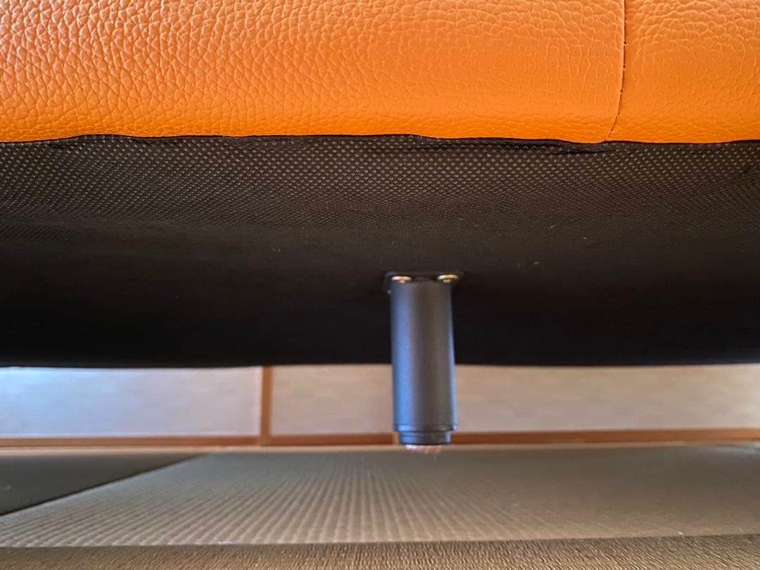 新品並　本革　2人掛けソファ　キャメル色