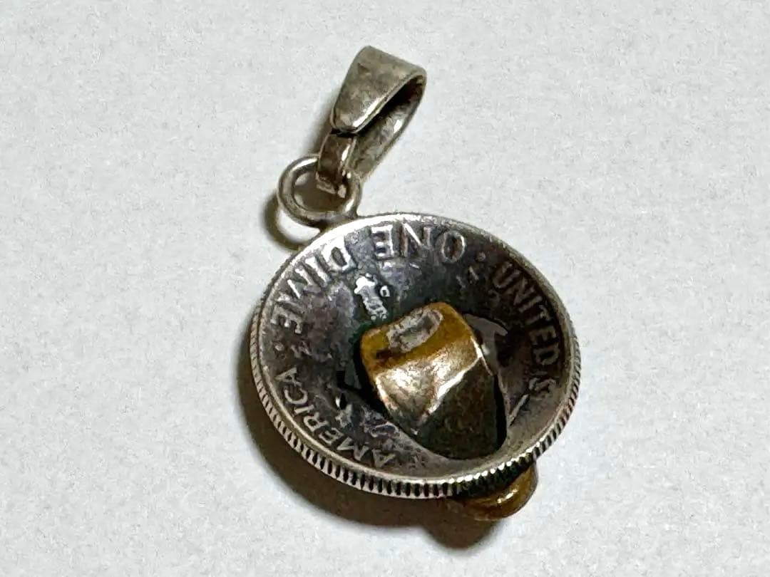 ペンダントヘッド