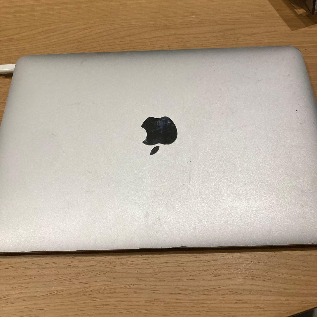 MacBook本体 2017 12インチ