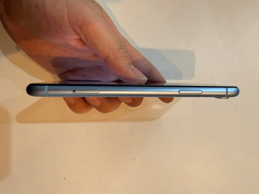 Apple iPhone XR 128GB ブルー　美品　SIMフリー