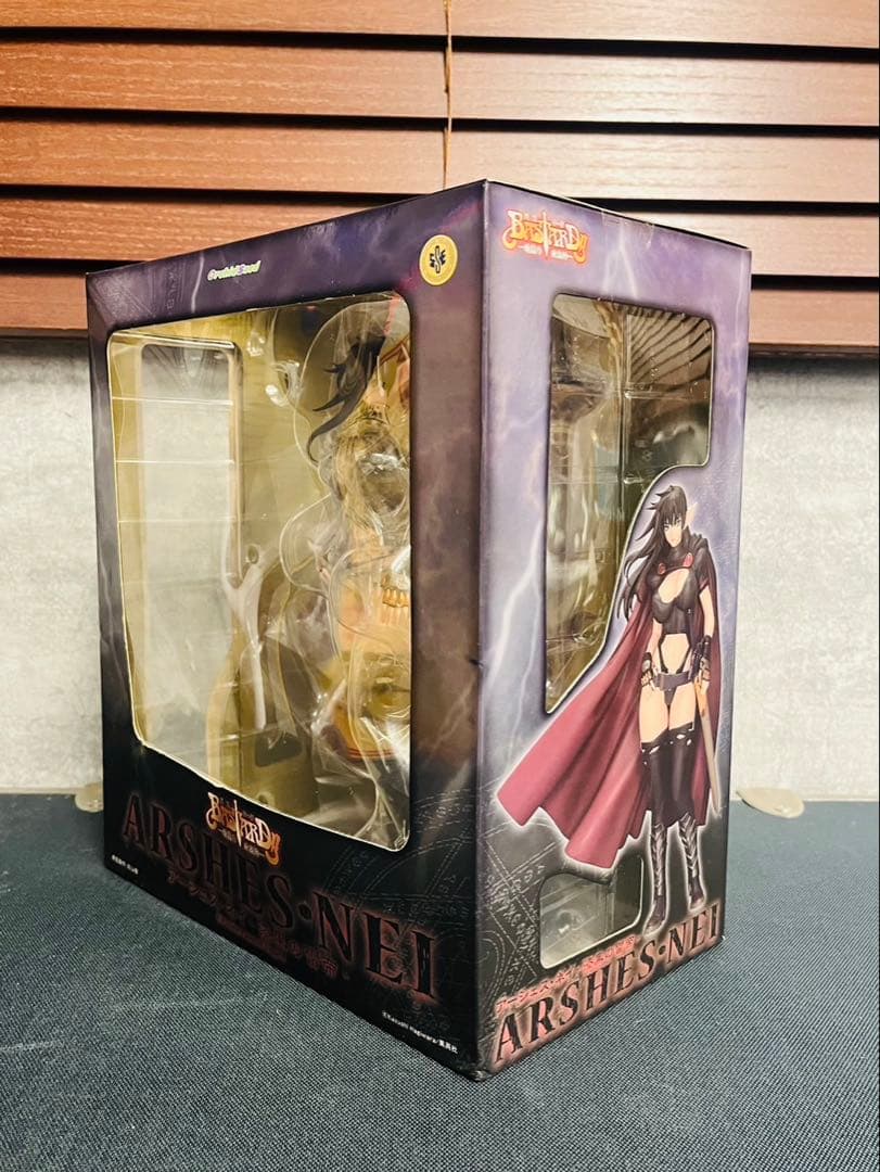 BASTARD(バスタード) アーシェス・ネイ -漆黒の雷帝- 1/6フィギュア