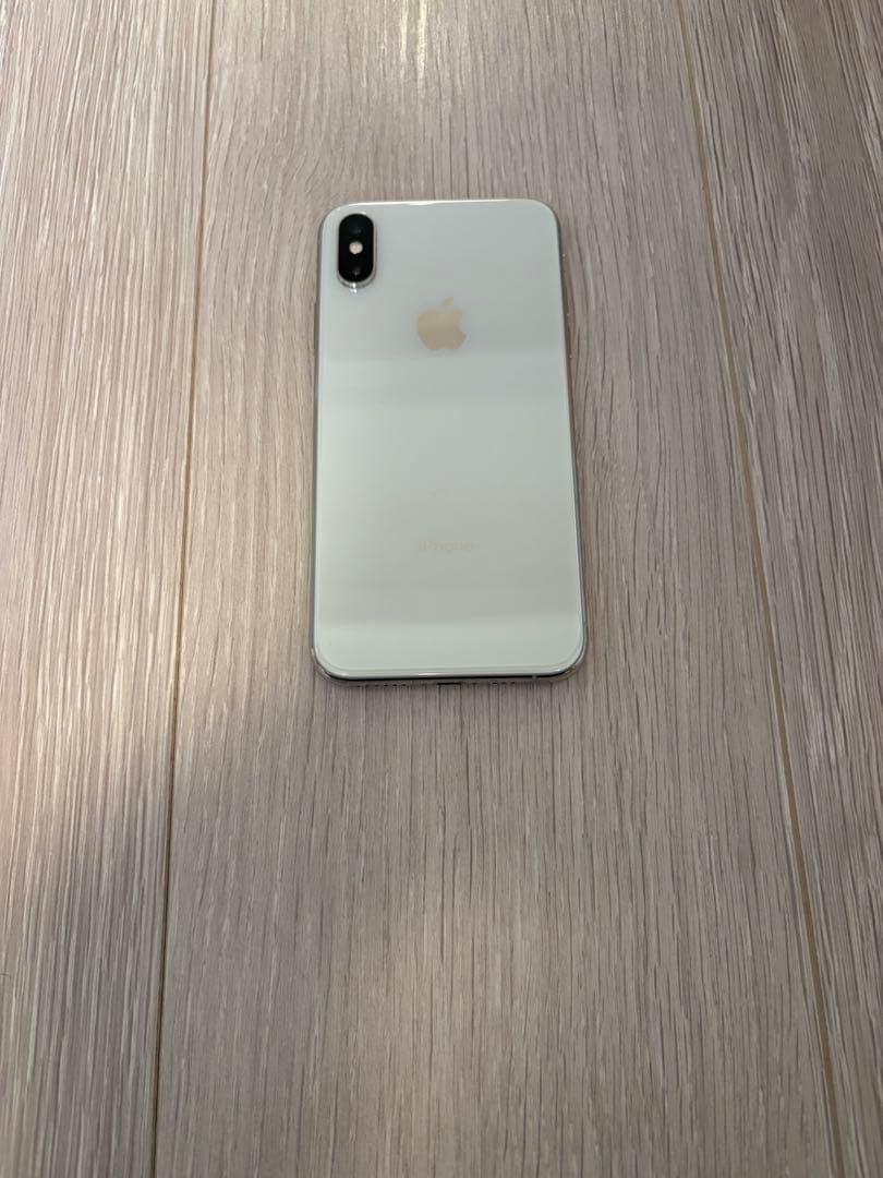 Apple iPhone X シルバー 本体　256GB