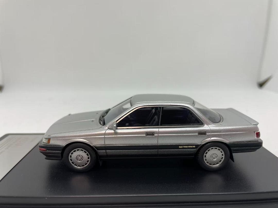 402-671 Hi-Story 1/43 トヨタ VISTA HARDTOP