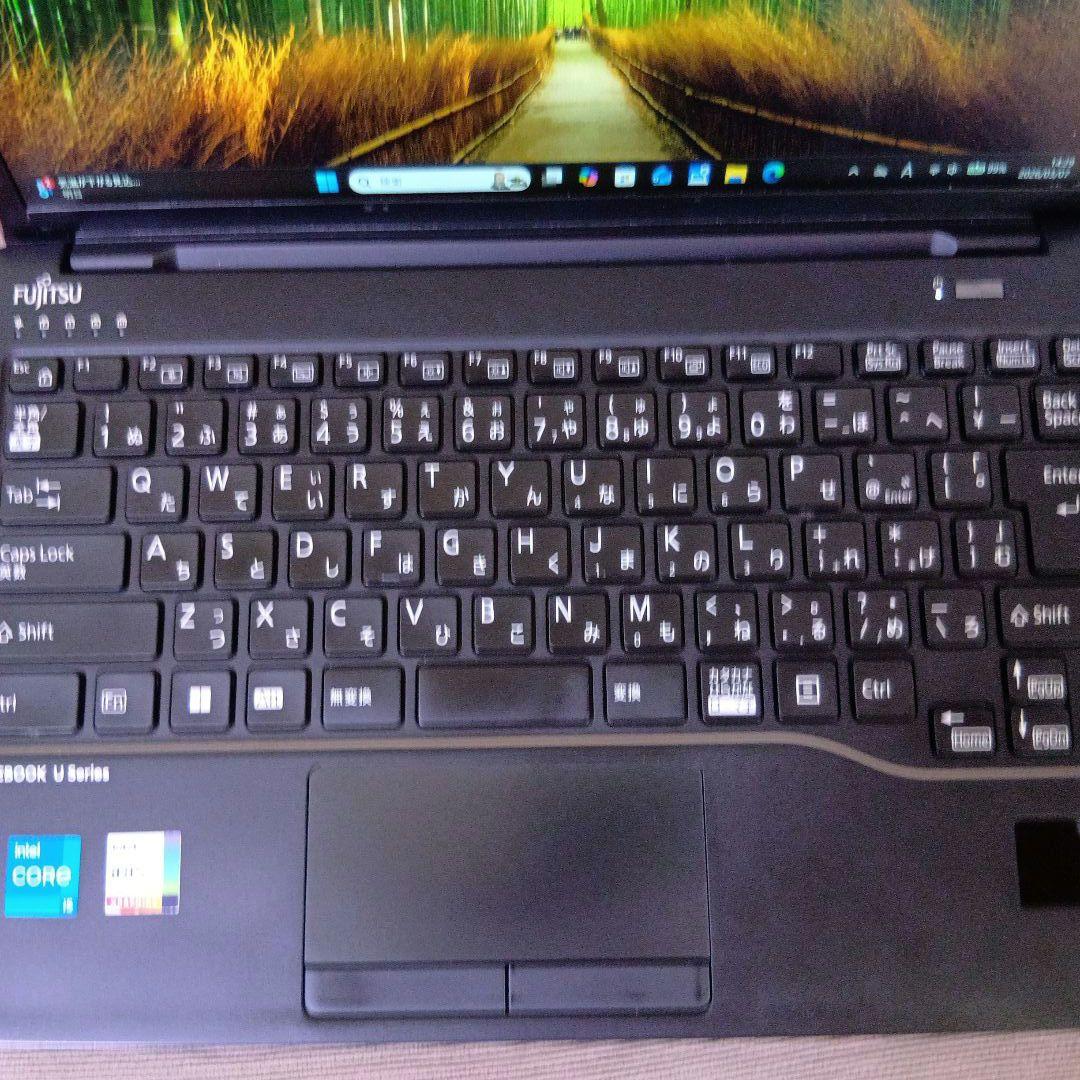 E① 富士通　ＦＭＶＵ66087　U9313/N