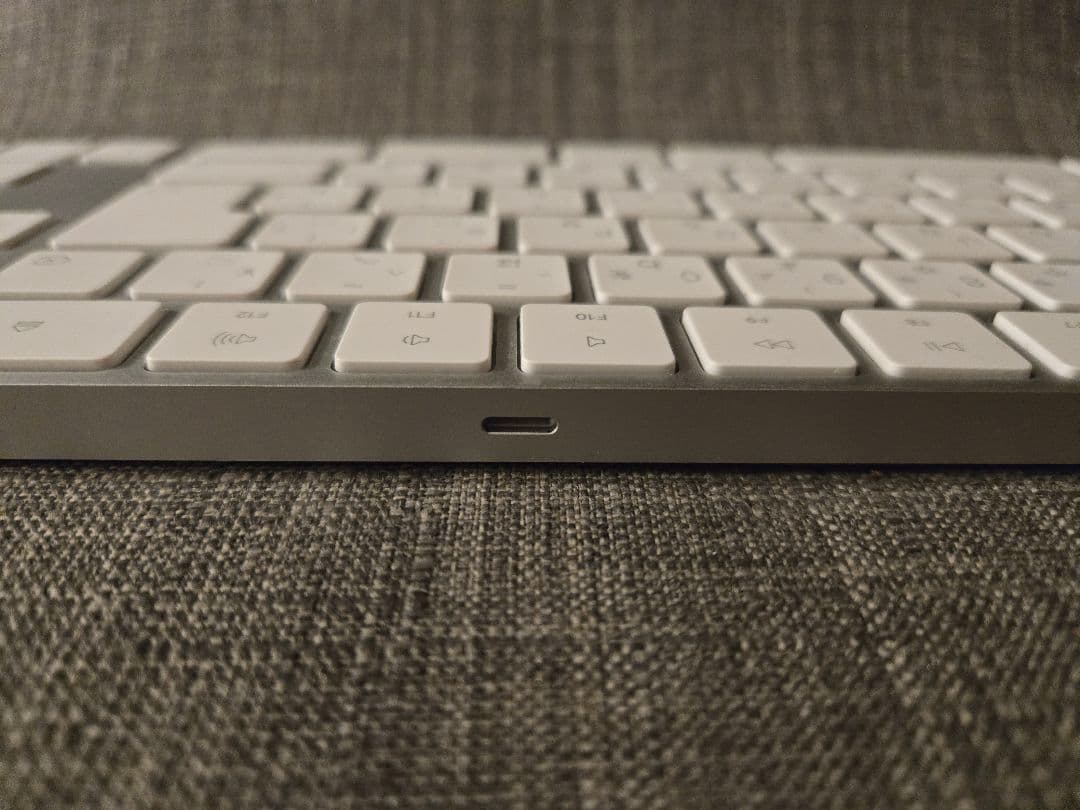 21.5インチ iMac Retina 4Kディスプレイモデル(2019)