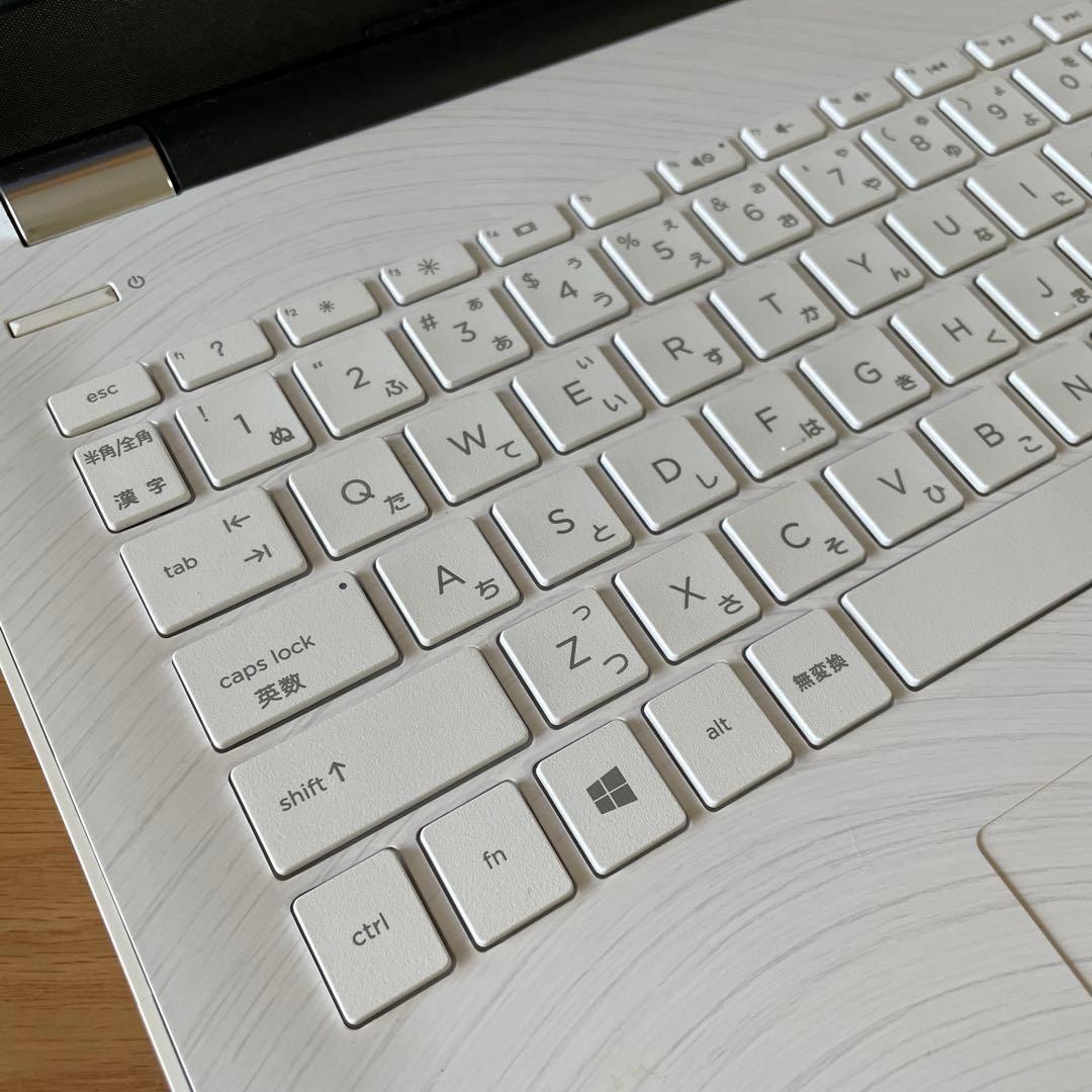 hp laptop 15-bw0xx ノートパソコン　Windows10