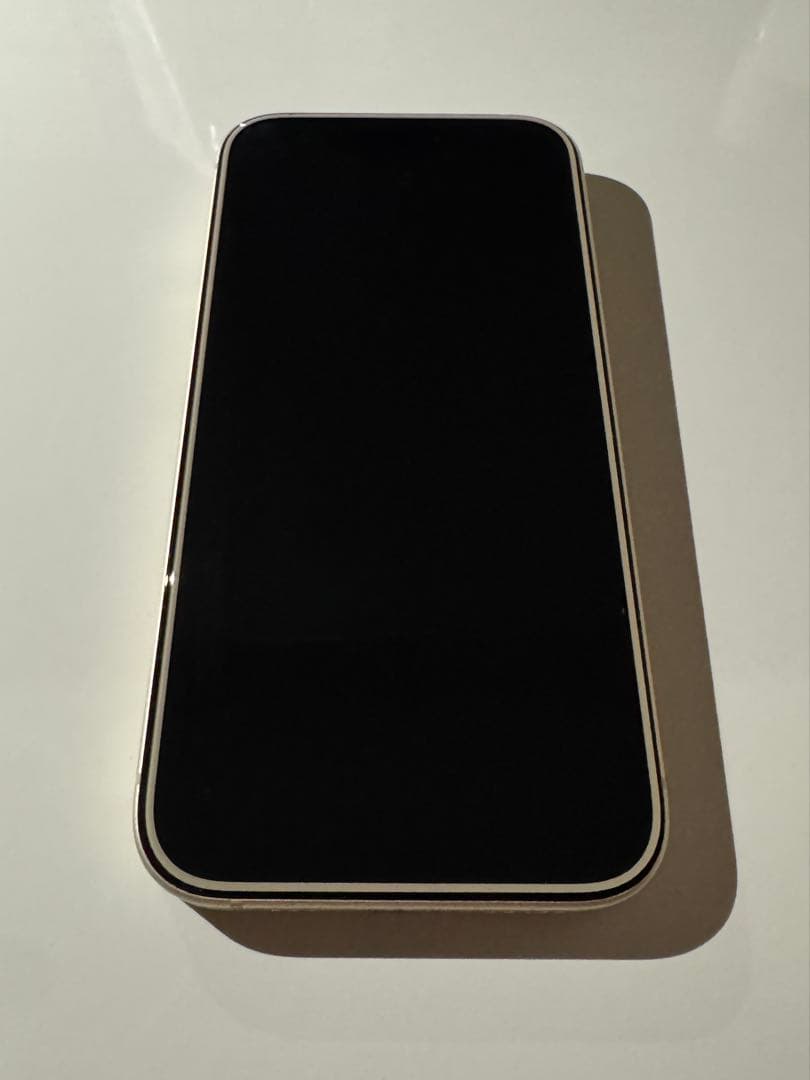 iPhone15 256GB イエロー SIMフリー バッテリー84% 箱付き