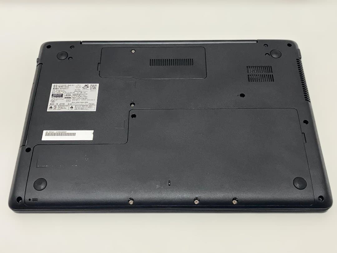 富士通ノートパソコン Ryzen3/8GB/新品SSD/Windows11