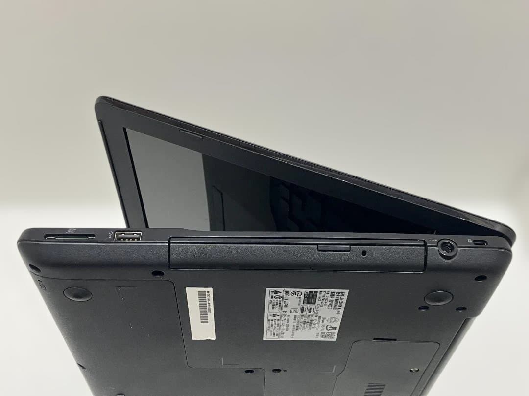 富士通ノートパソコン Ryzen3/8GB/新品SSD/Windows11