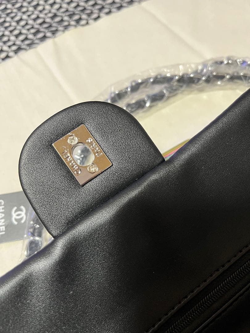 CHANEL 黒 シルバーチェーン ノベルティ