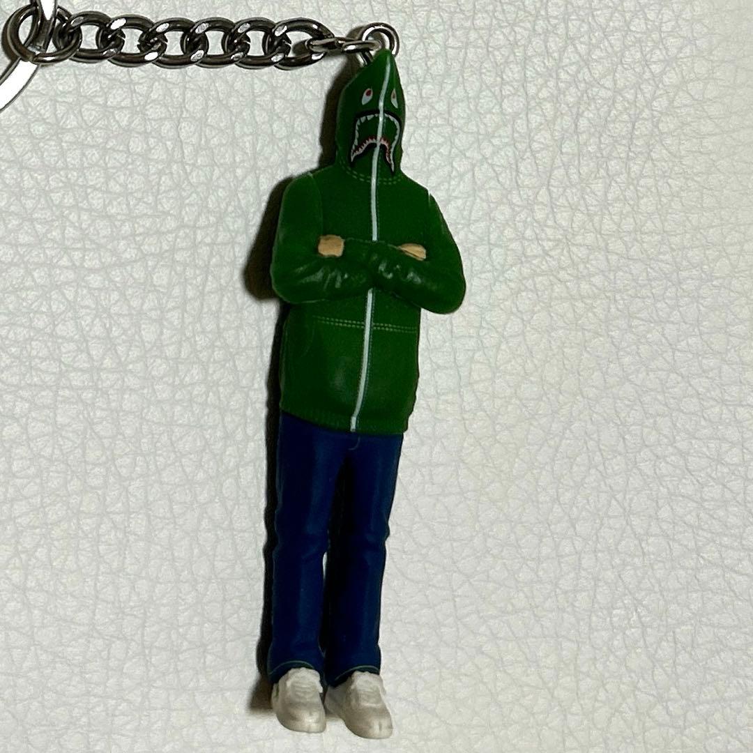 A BATHING APE SHARK SEIJIN KEYCHAIN シャーク