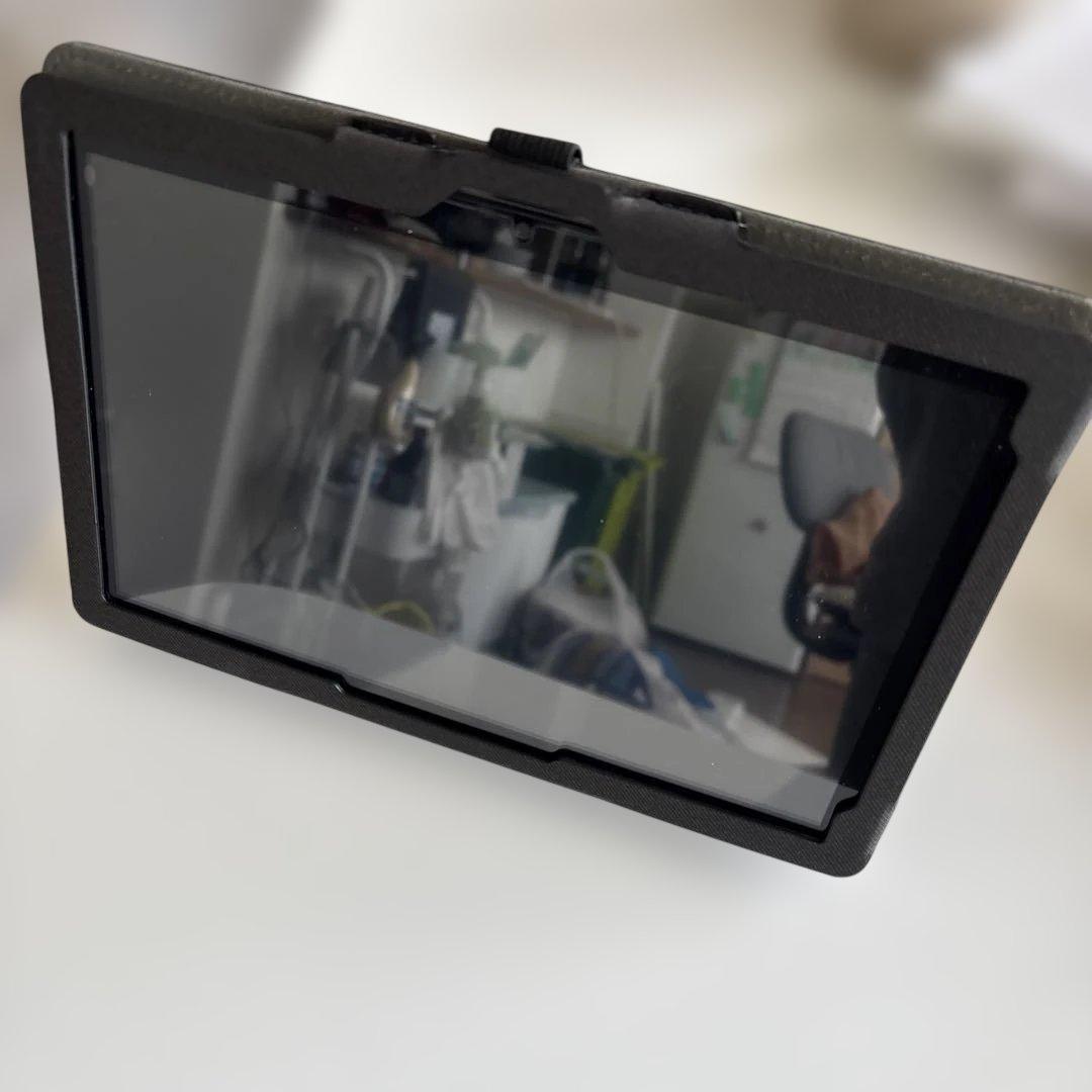 保護ケース付き10インチAndroid15タブレット グレー