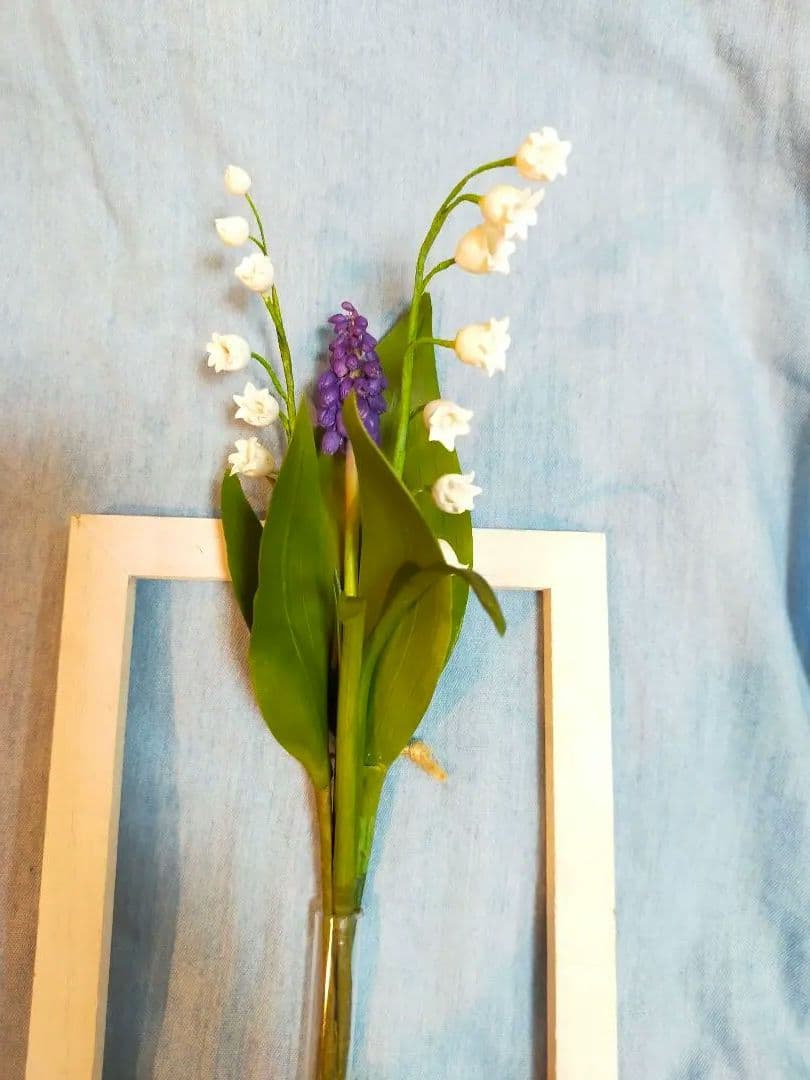 クレイフラワー（クレマチス苺鈴蘭とムスカリ）