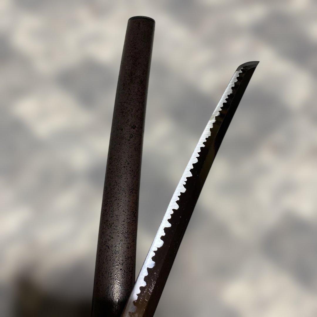 割安模造大刀 黒柄 松葉透し丸鍔 焦茶梨地鞘