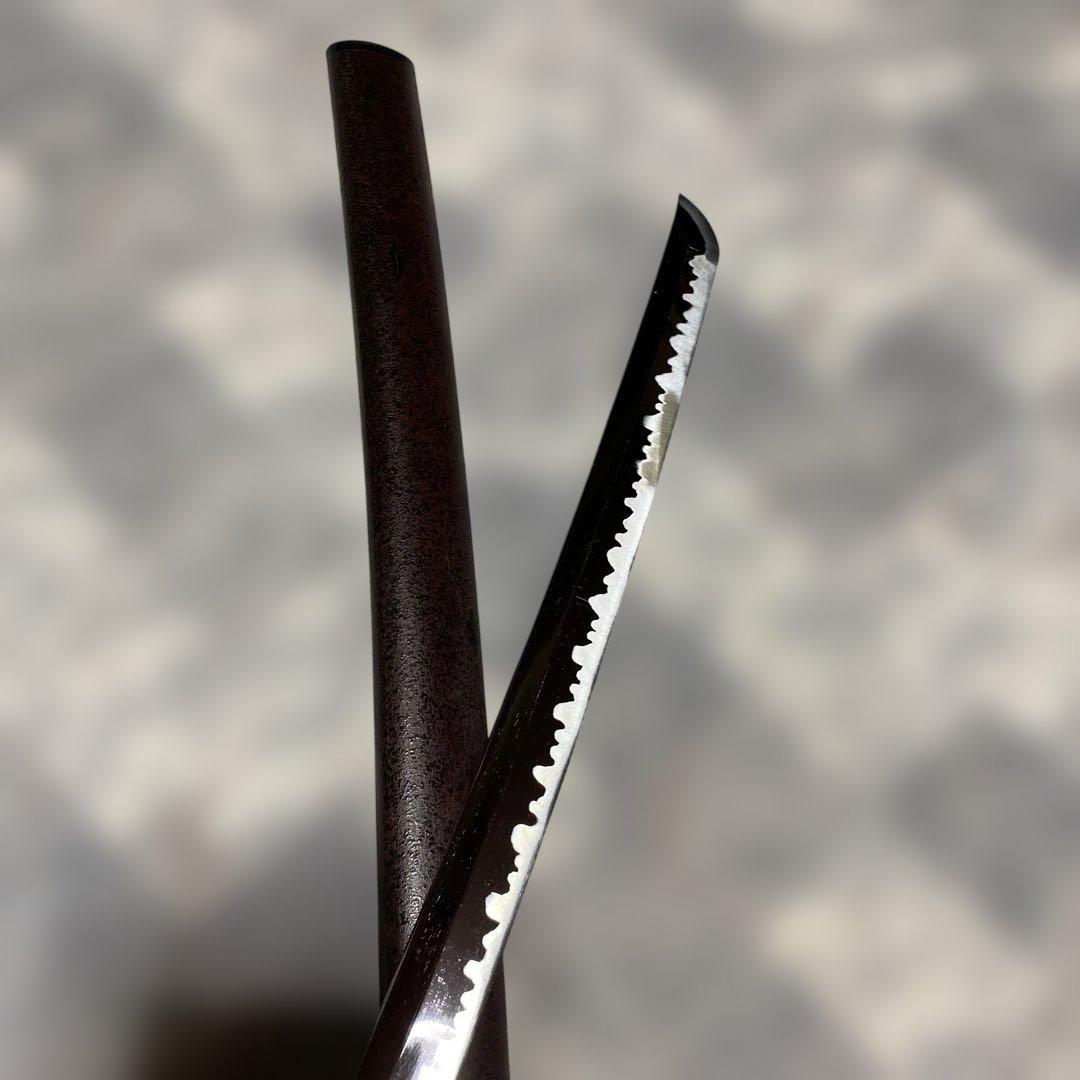 割安模造大刀 黒柄 松葉透し丸鍔 焦茶梨地鞘