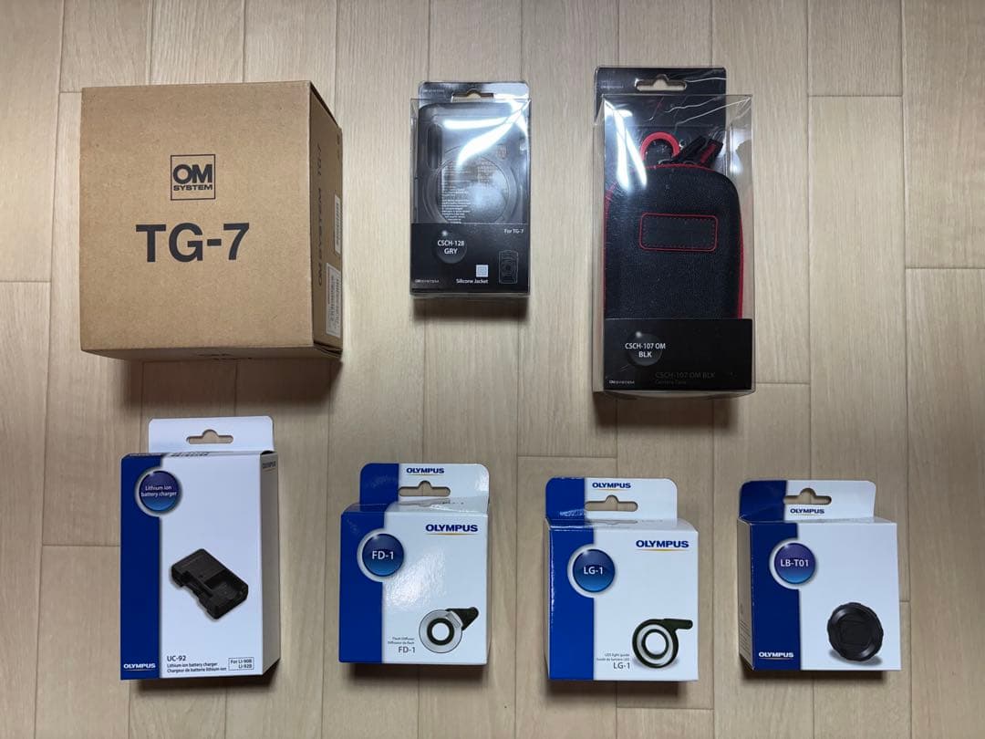 未使用 オリンパス コンパクトデジタルカメラ TG-7 純正オプション多数セット