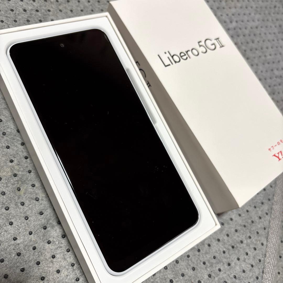 Libero 5G II ホワイト 本体 スマートフォン 新品