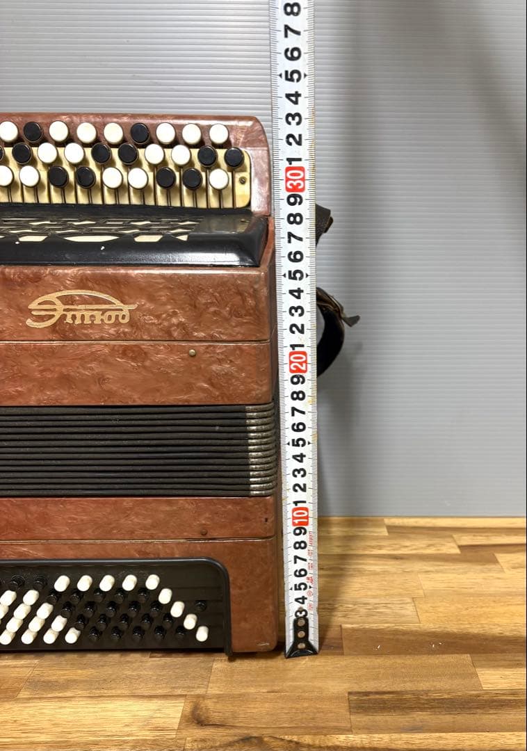 バヤン　ロシア　アコーディオン　アンティーク