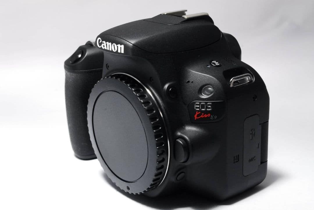 ♥スマホ転送OK♥Canon Kiss X9♥ 高画質＆軽量 高性能レンズ付