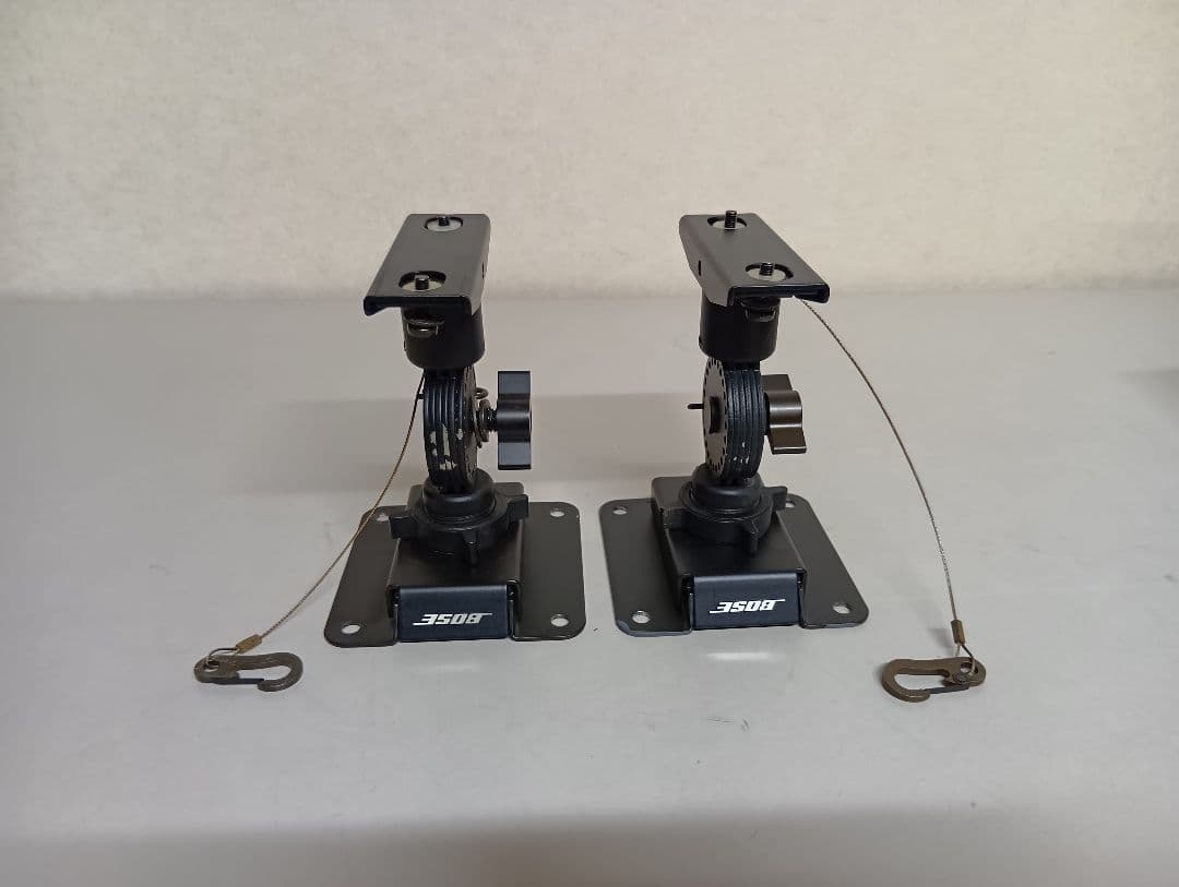 BOSE 101MMG 2ホン 純正吊り下げ金具付属