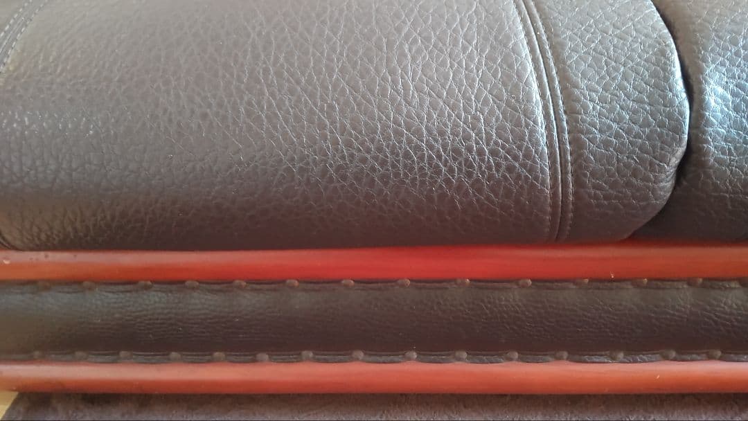 ３人掛けソファー