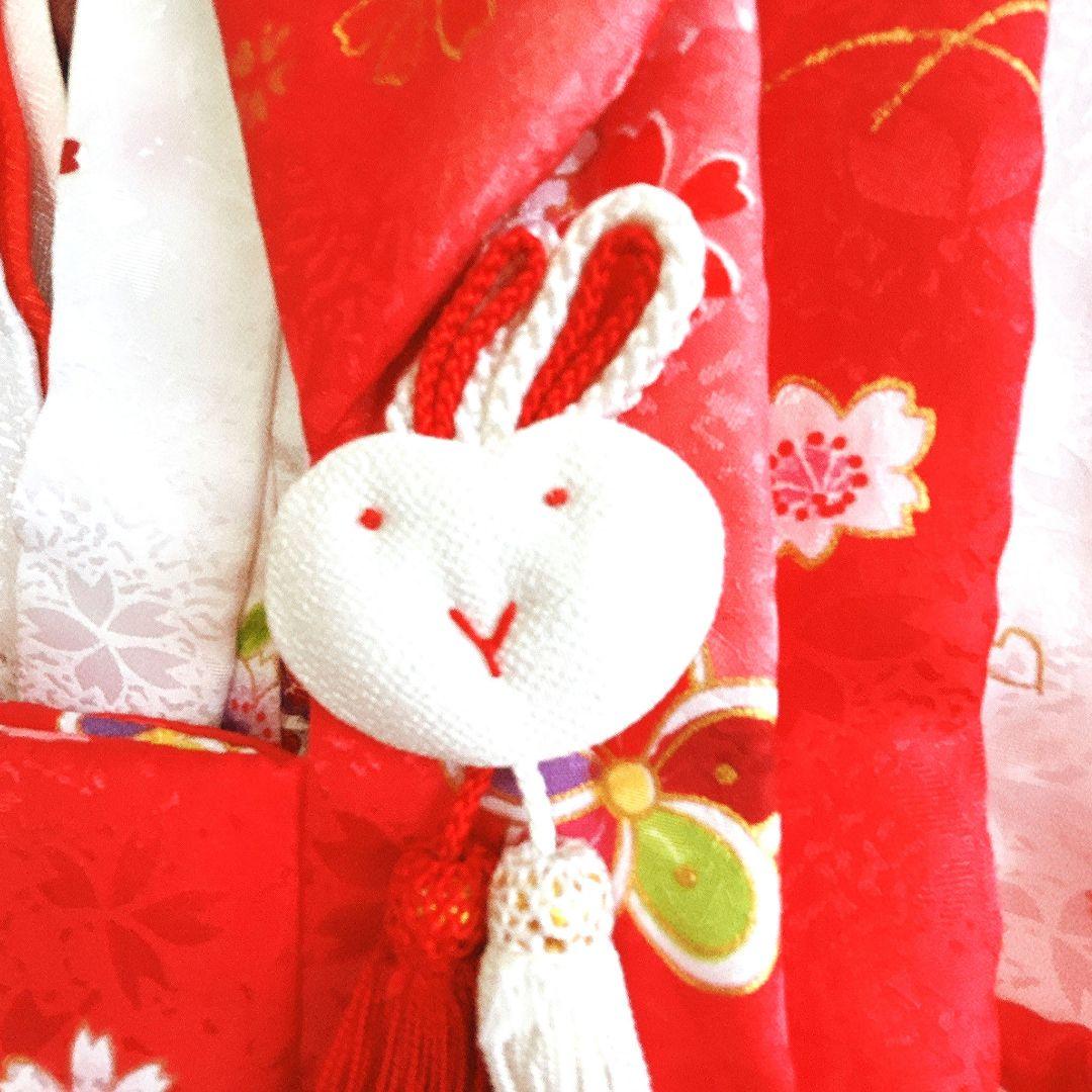 美品　七五三　３歳女の子　長着＆被布＆長襦袢＆小物　白×赤　地紋　桜鼓菊うさぎ
