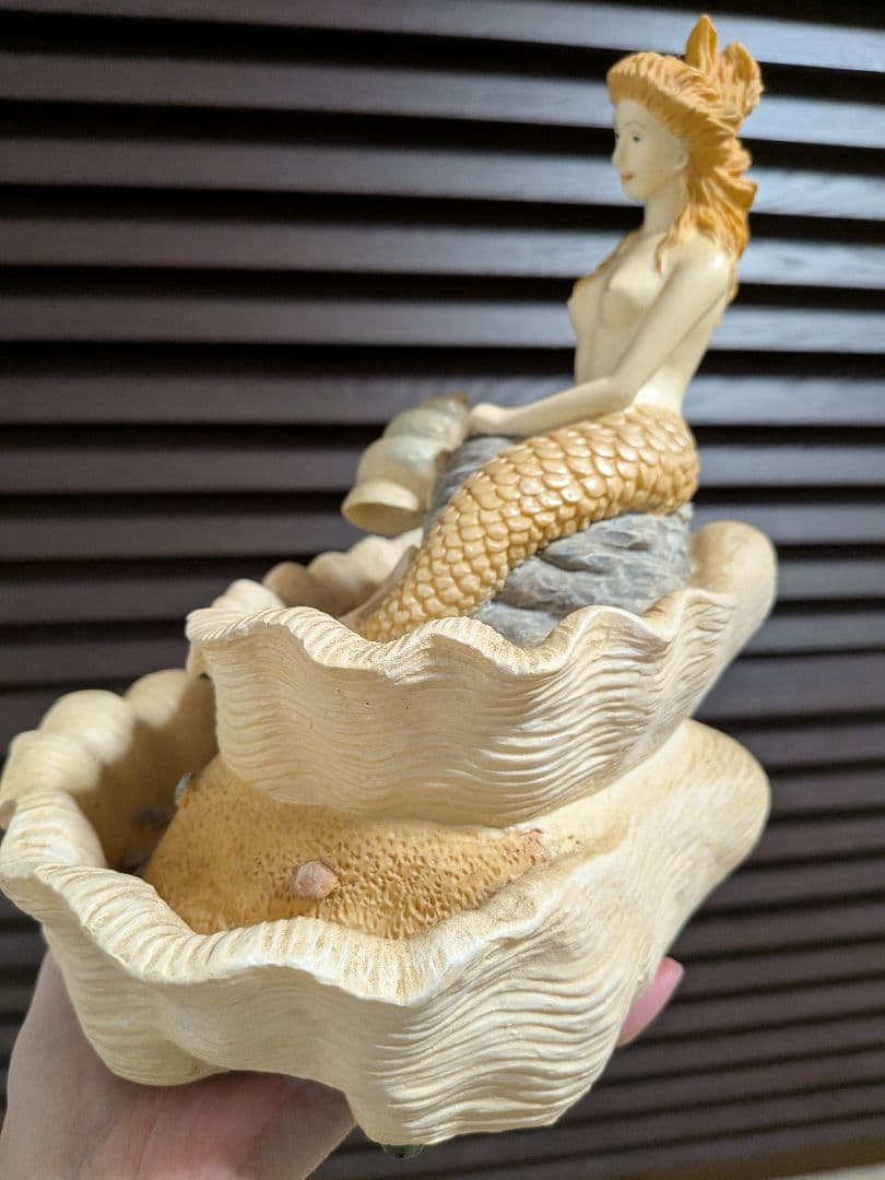 人魚の樹脂製置物　ウォーターファウンテン