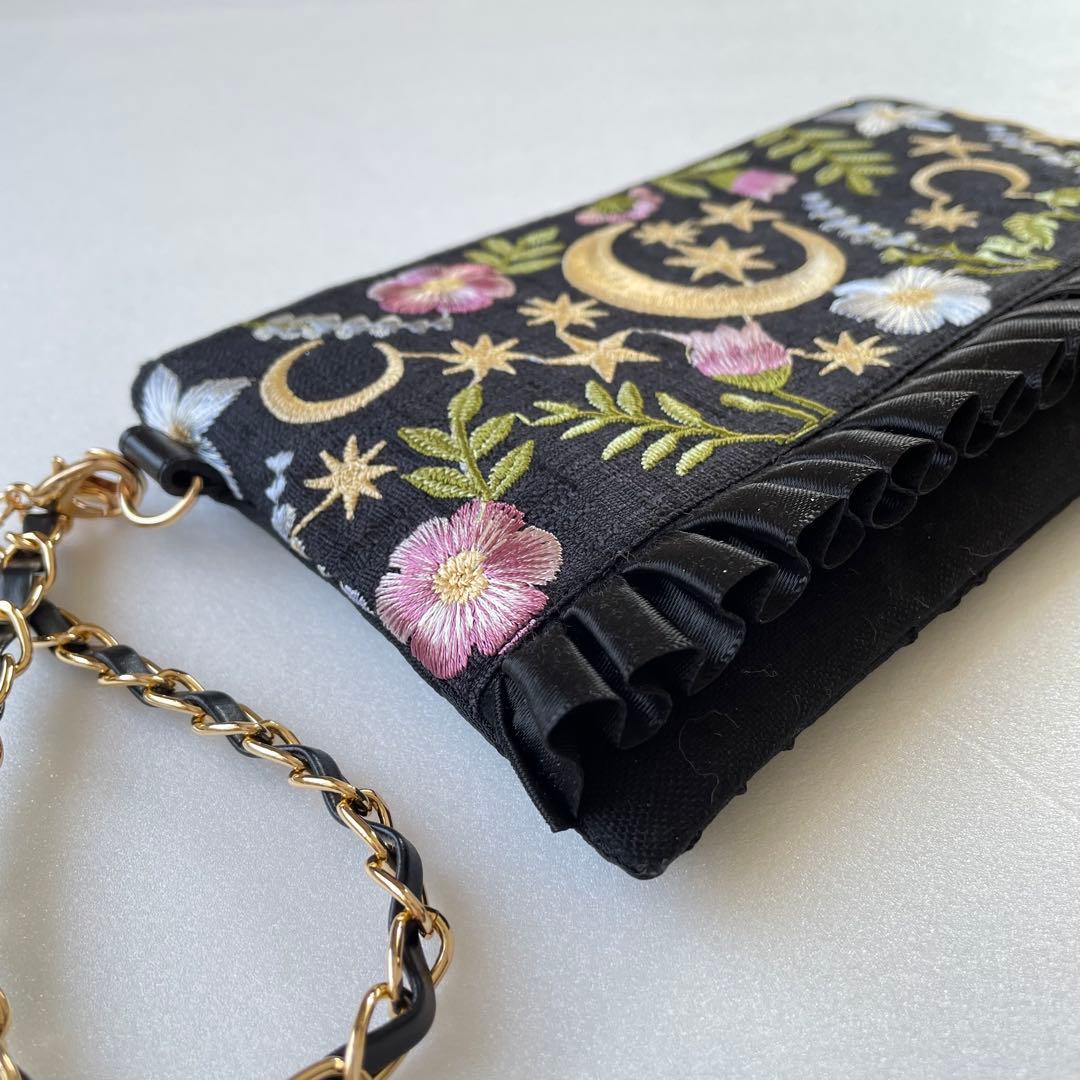 マル　かさばらないお財布ポーチ　インド刺繍キラキラムーンとハートジャガード