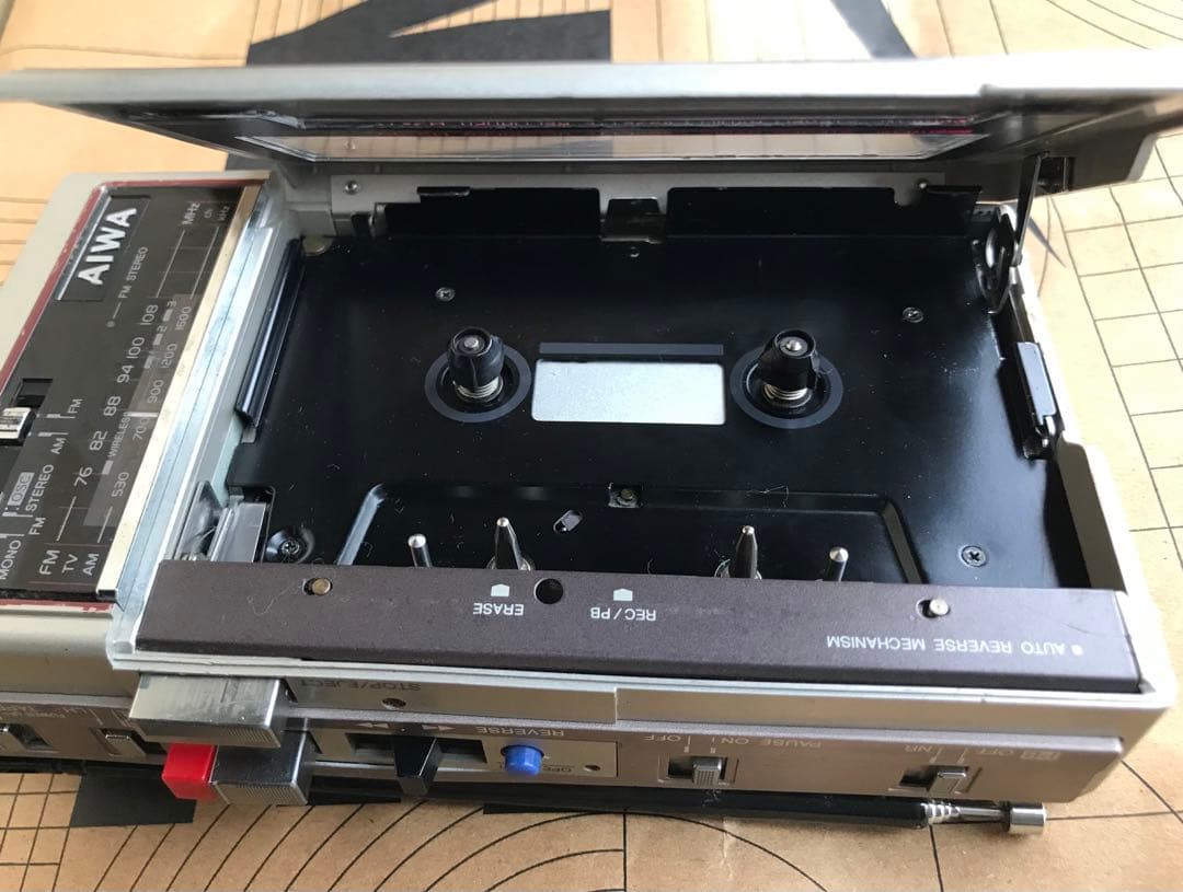 AIWA カセットレコーダー HS-J2 本体 ジャンク品