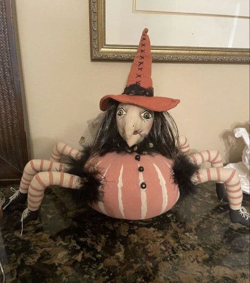 ハロウィン人形 エスメラルダ・スパイダー・ウィッチ