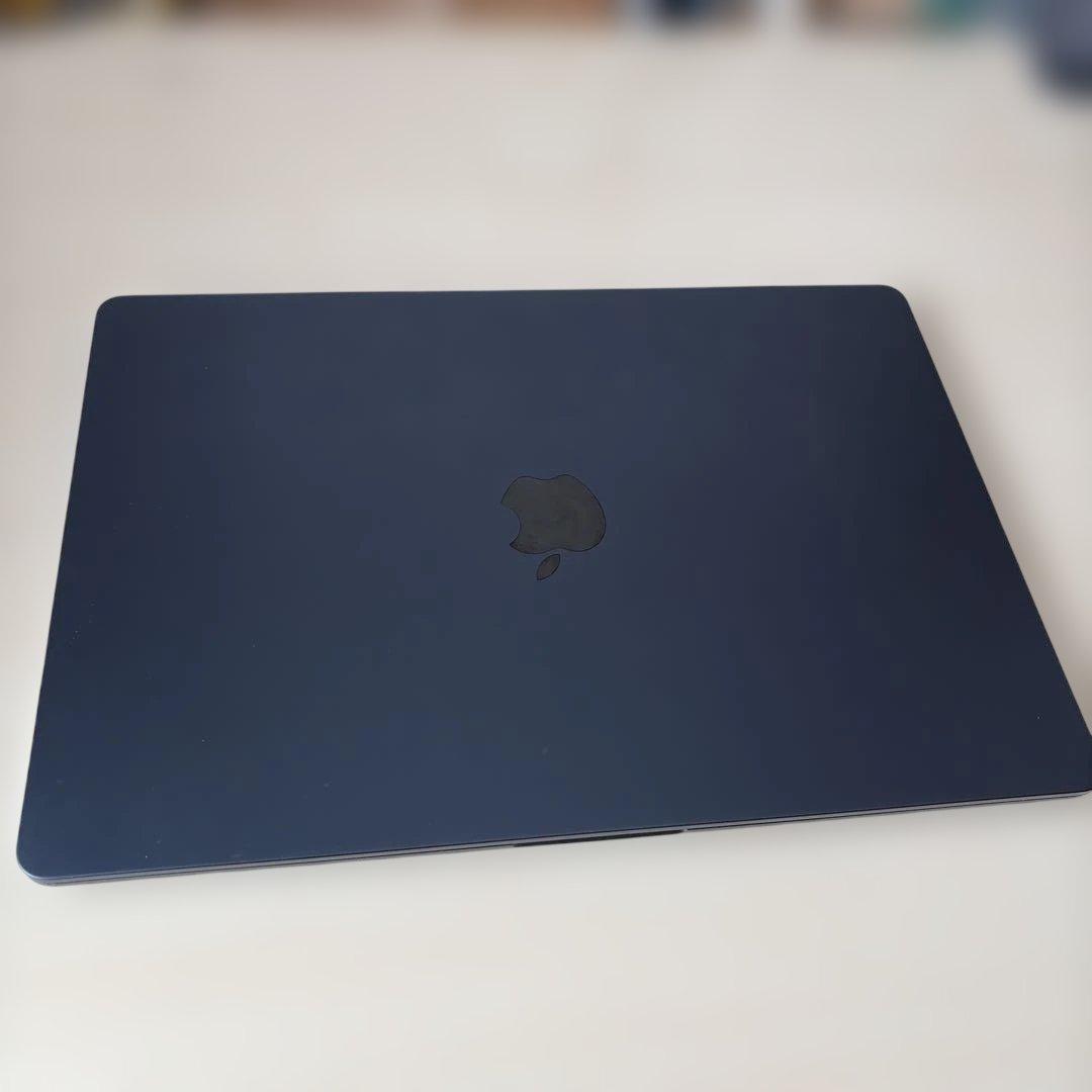 K*y様 MacBook Air 15インチ M2 512G 2023 美品！U