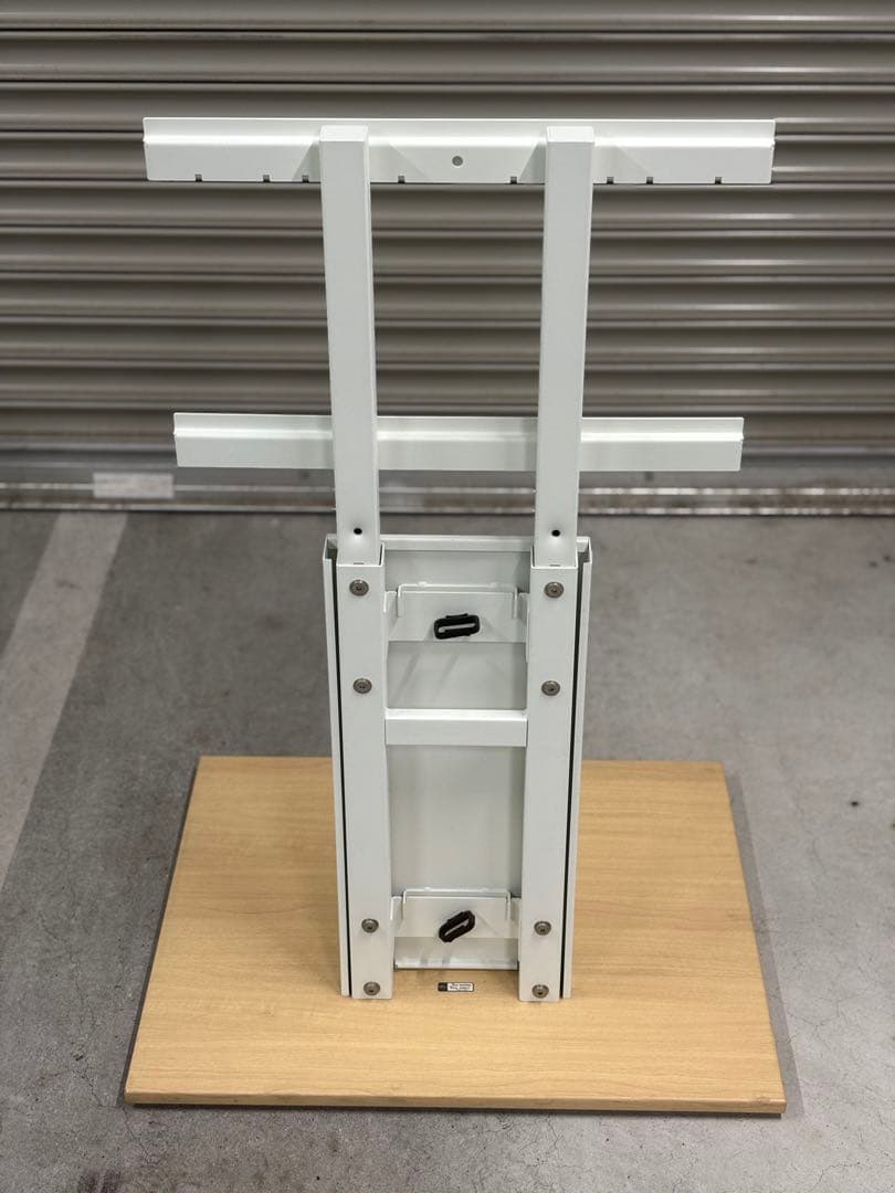 EQUALS WALL V2 ロータイプ キャスター 壁寄せテレビスタンド