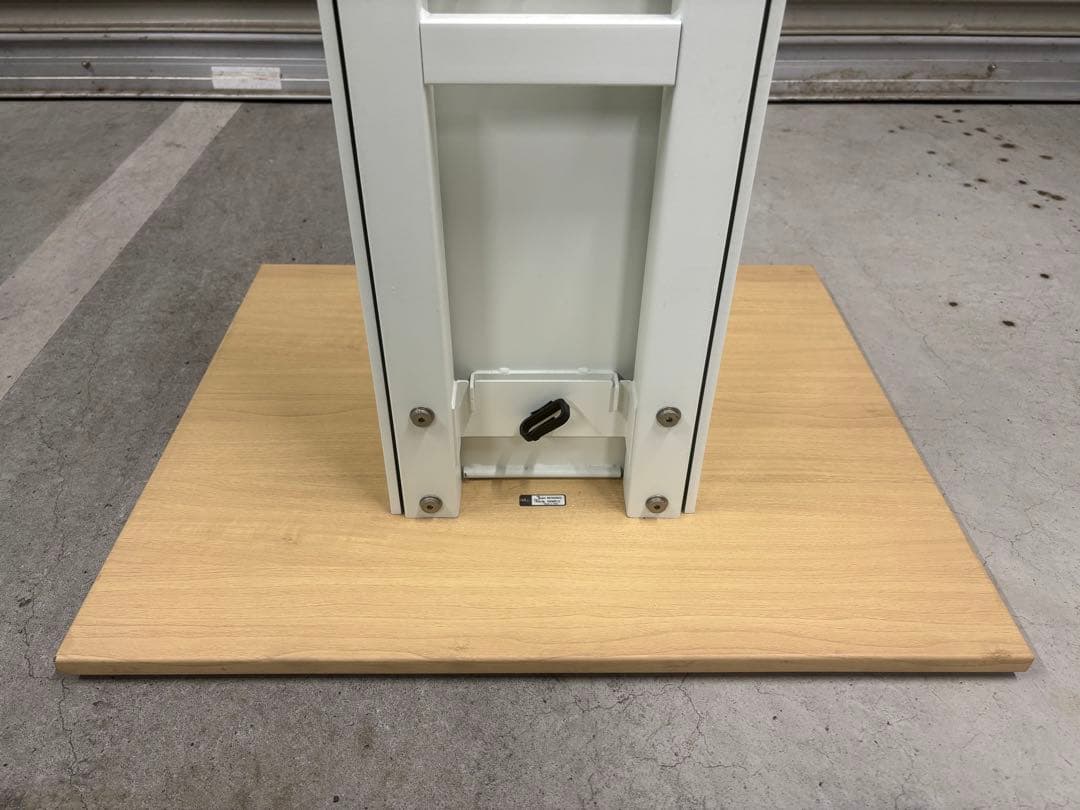 EQUALS WALL V2 ロータイプ キャスター 壁寄せテレビスタンド