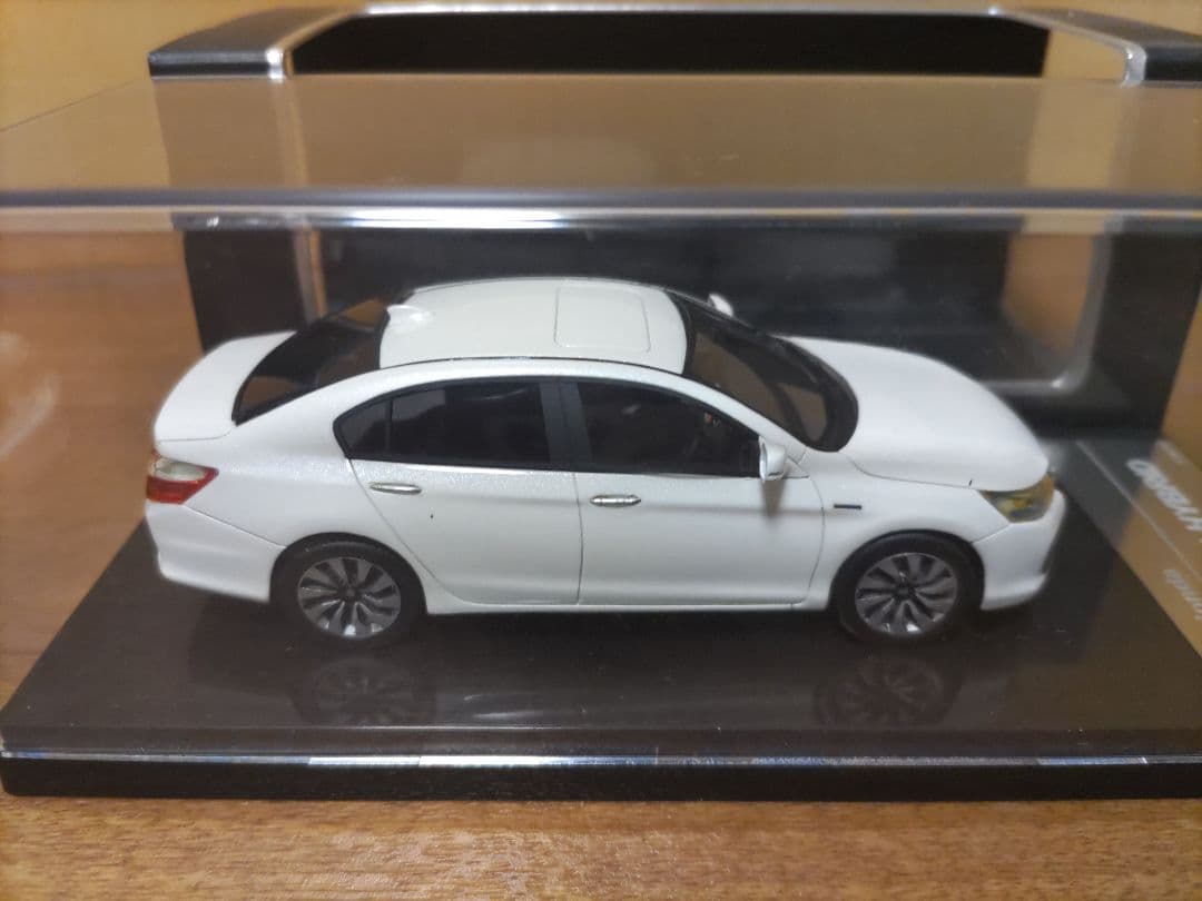 Wit's 1/43 ホンダ アコード ハイブリッド ホワイトオーキッドパール