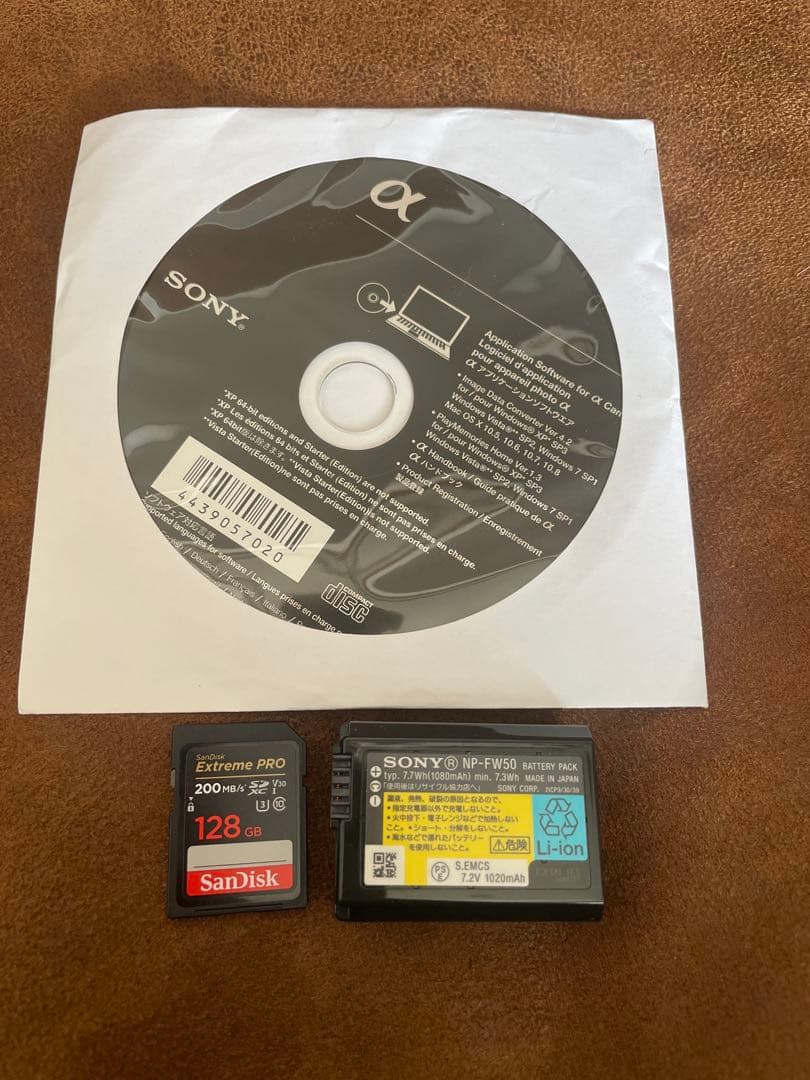 【美品】SONY α NEX-6 ミラーレス一眼レンズキット SDカード付き