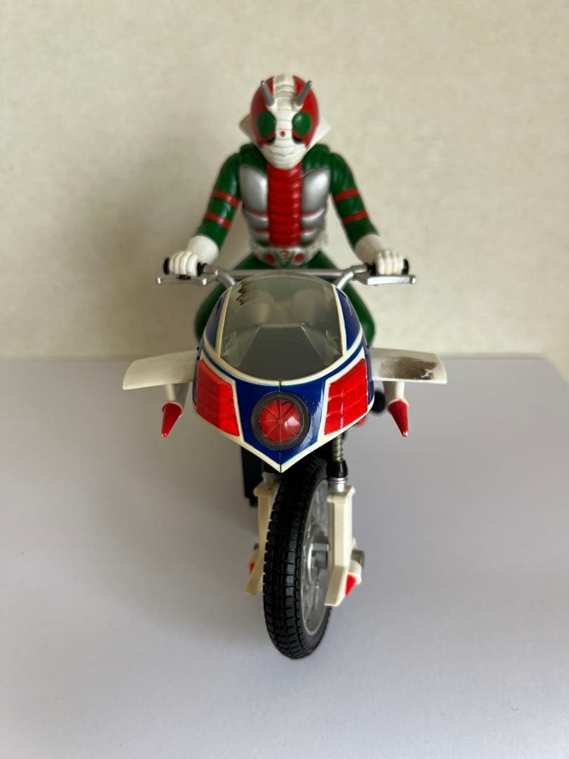 V３　フィギュア　バイク付き