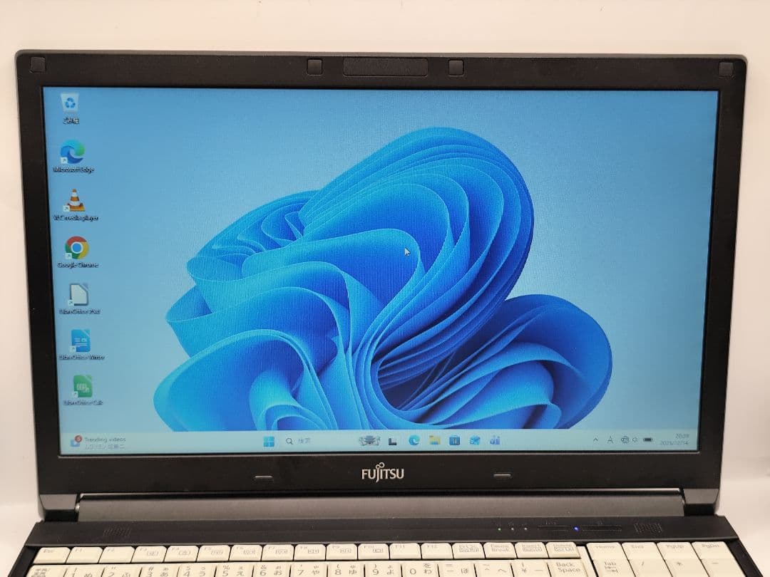 Windowsノート本体 FUJITSU A574/MX i3-4000M 8GB SSD128GB