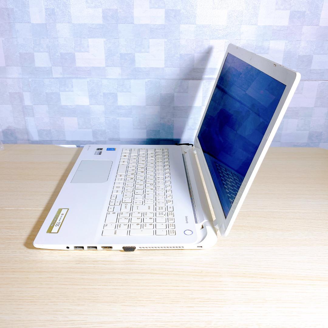 設定済み/HDD500GB/メモリ8GB/カメラ/ノートパソコン/Core i3