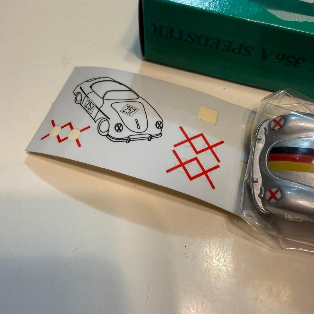 トミカ ポルシェ 356 スピードスター F9 racing special