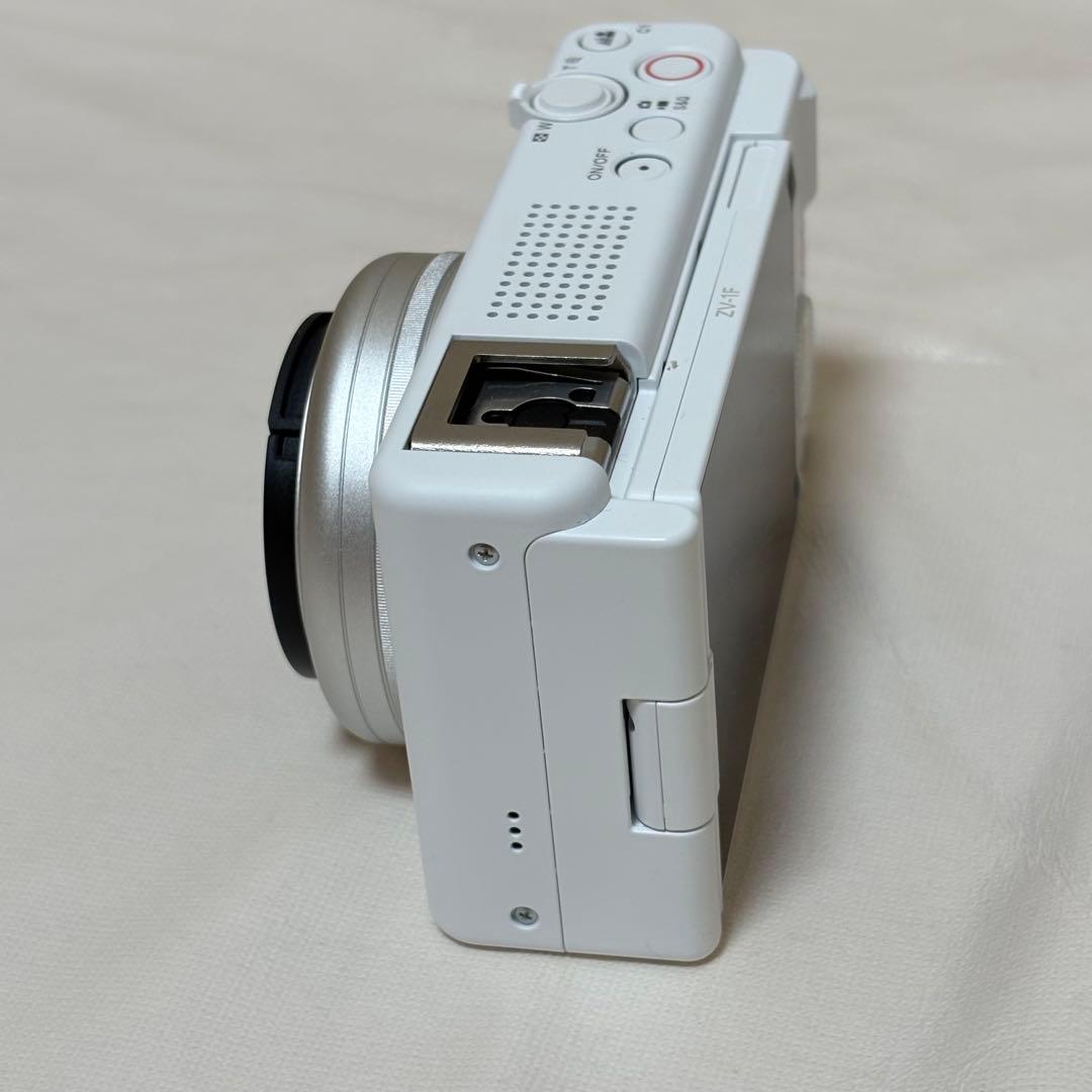 【ほぼ未使用美品】SONY VLOGCAM ZV-1F ホワイト