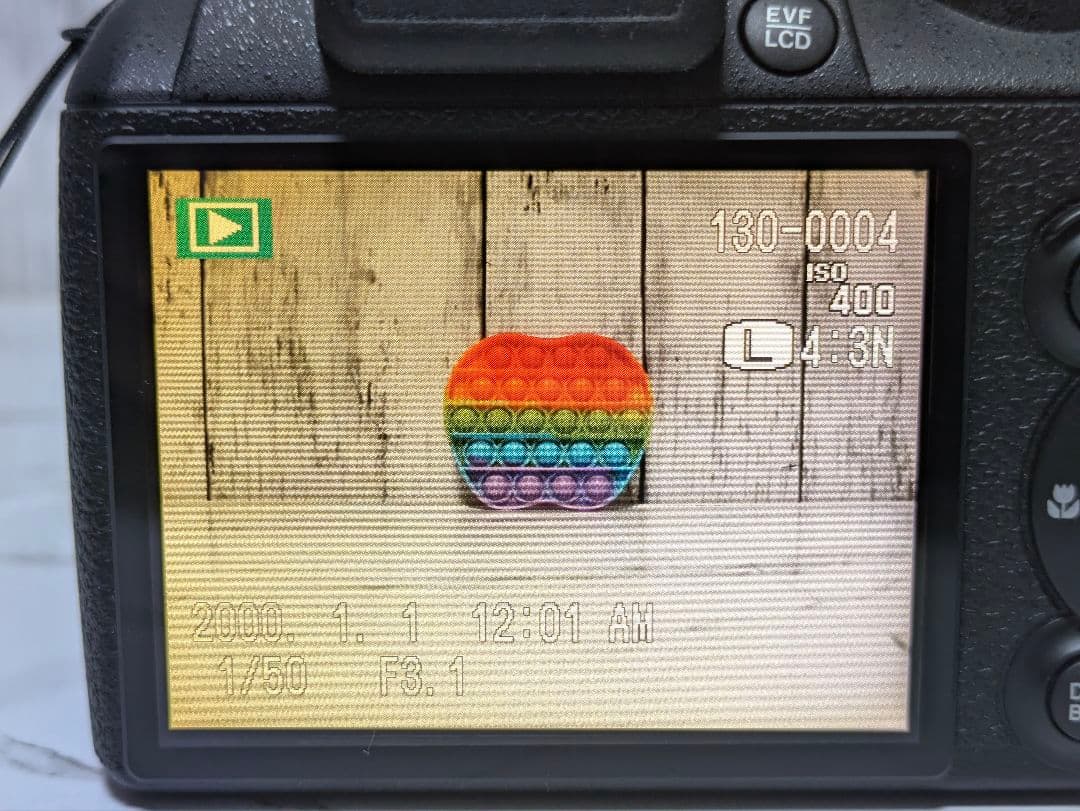 FUJIFILM　FinePix S4000　化粧箱付き　単三電池稼働