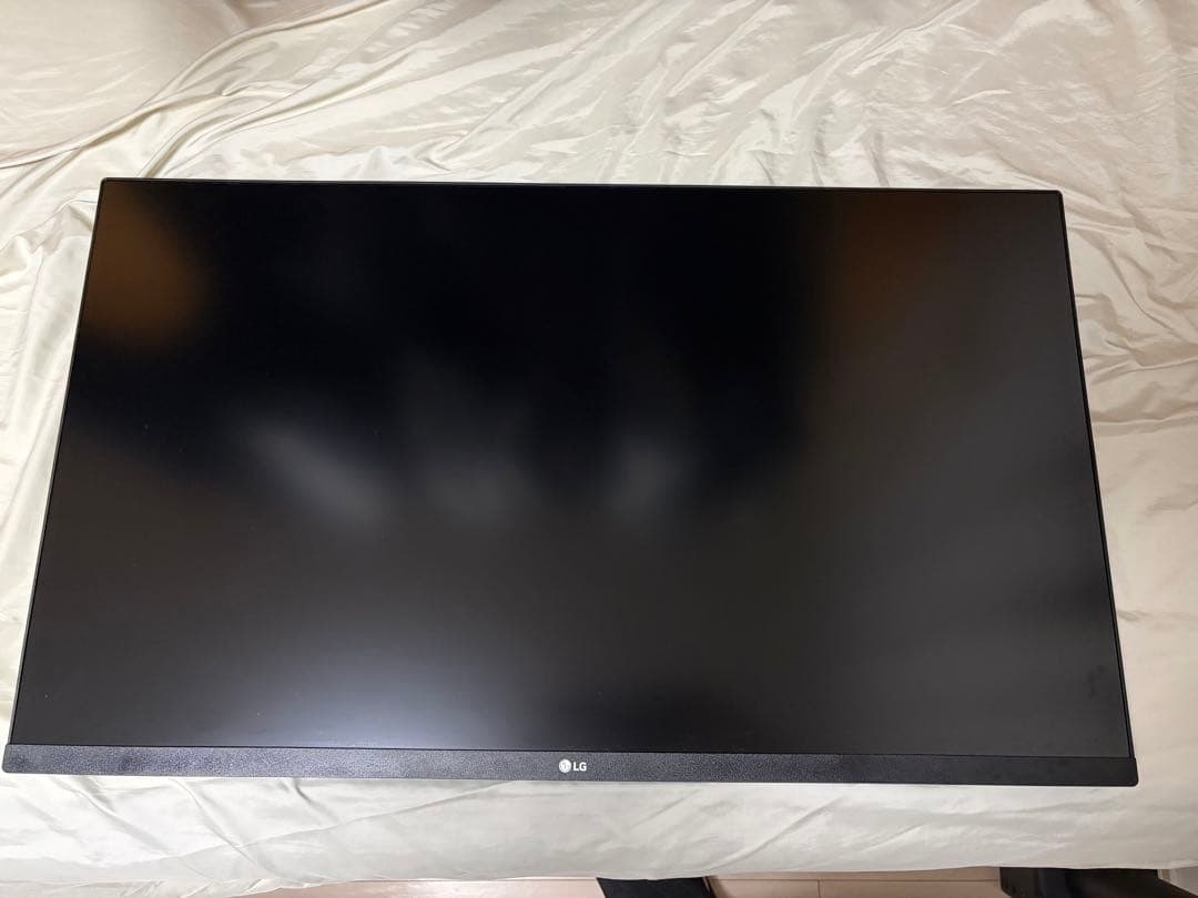 【美品】LG モニター 4K 31.5インチ エルゴノミクススタンド