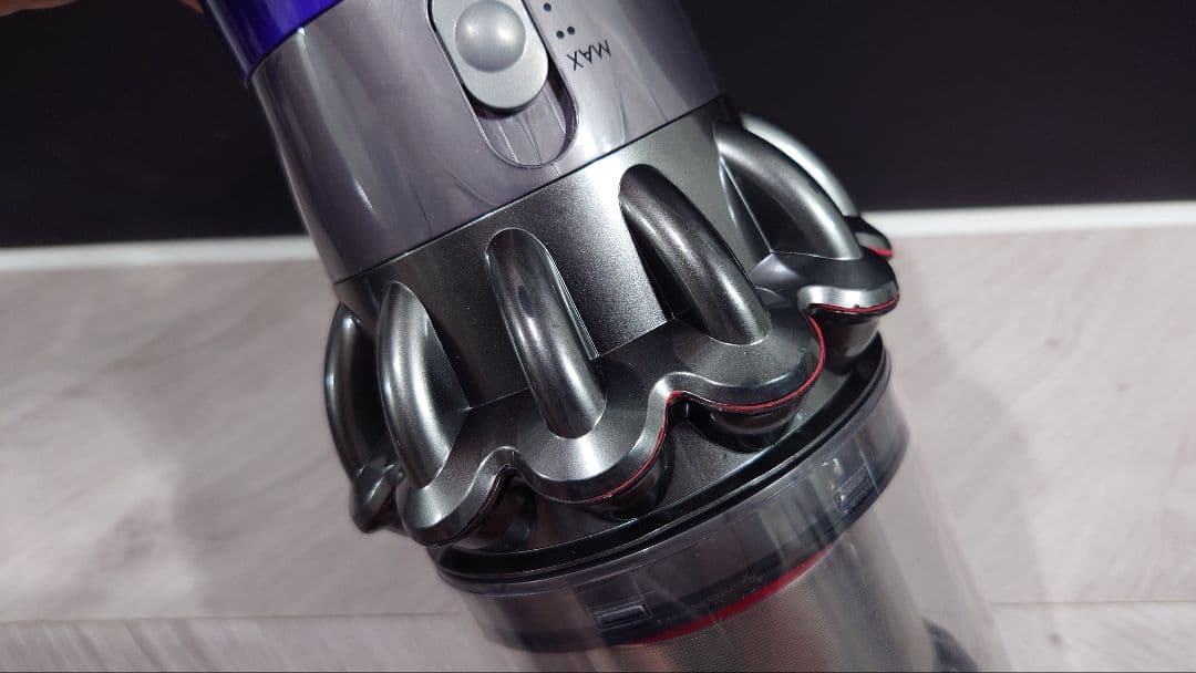 ⑱ダイソン dyson V10 SV12 本体のみ エコモード48分