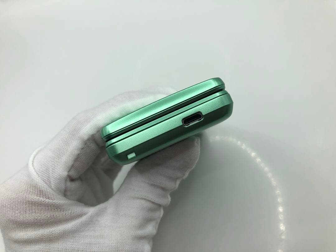 【Simフリー】AQUOS ケータイ3　805SH　LTE（4G）グリーン