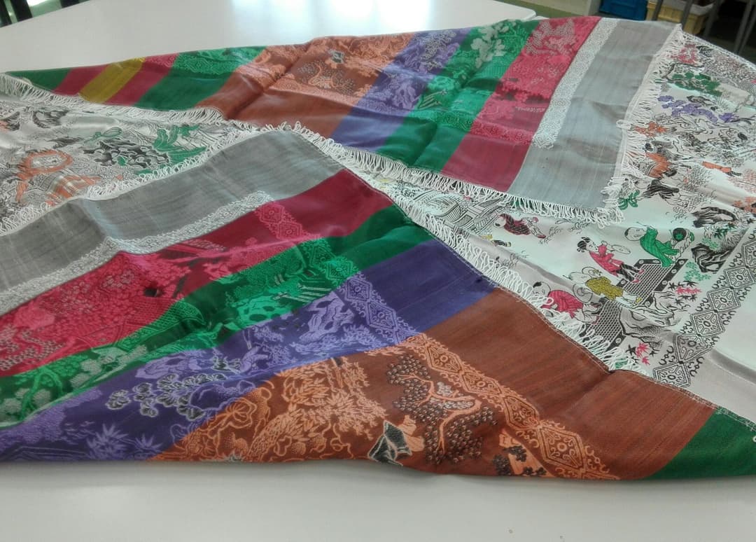 敷物　中国のお土産