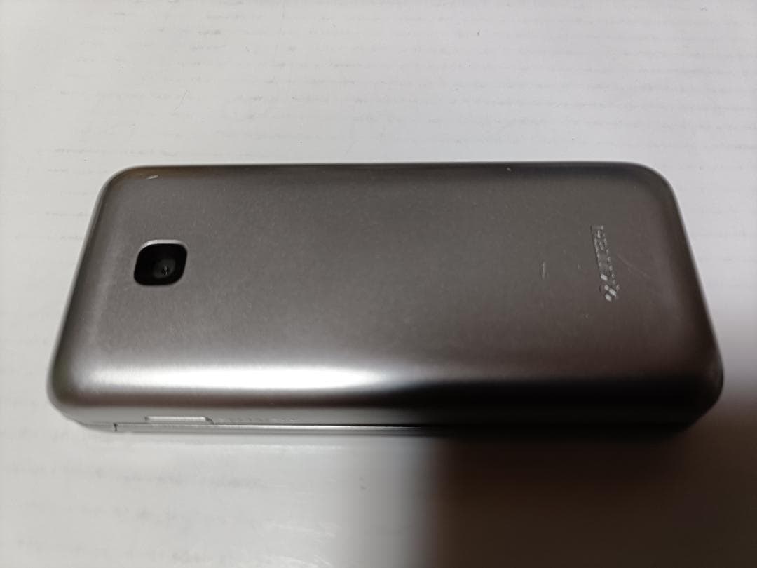 ☆ SoftBank DIGNOケータイ A202KC シルバー