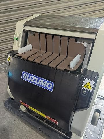 2021年製 スズモ 自動安全海苔巻きカッター SVC-ATC のり巻き 鈴茂